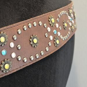 Rhinestone BROWN BRUSHED GOLD STUDS BOHEMIAN FLOWER BELT VEGAN SIZE 9 40" Long